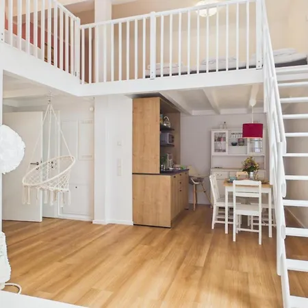 Familynest Madita, Altenwalder Chausse 2, 27474